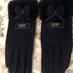 Ugg gloves 🧤🎀